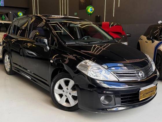 NISSAN TIIDA 1.8 SL 16V FLEX 4P AUTOMÁTICO NISSAN TIIDA 1.8 SL 16V FLEX 4P AUTOMÁTICO